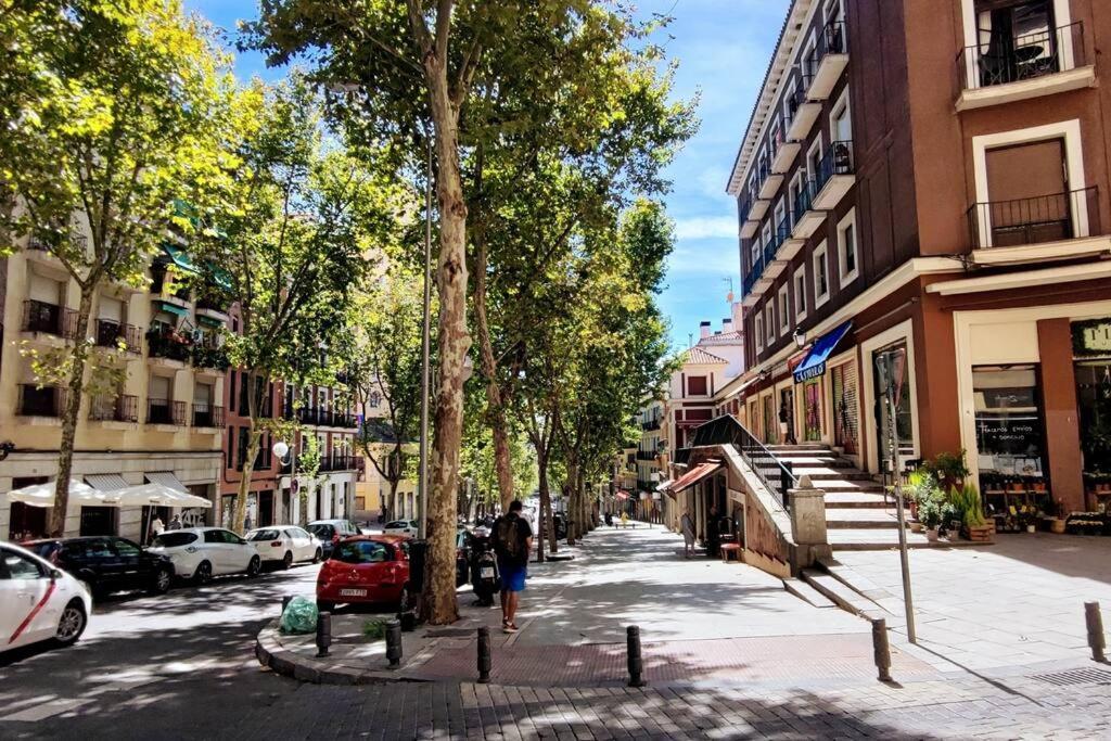 Apartamento El Rastro - La Latina マドリード エクステリア 写真